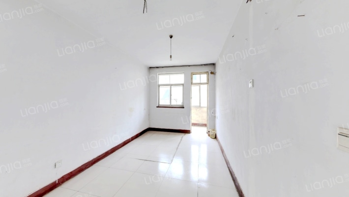 旧交警队家属楼二手房实景图