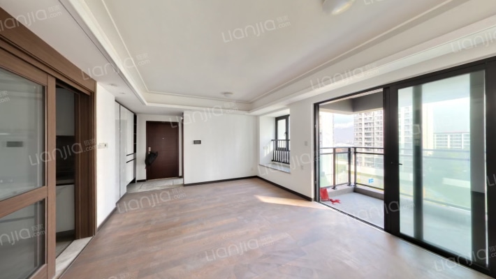 万科招商理想城晓月二手房实景图