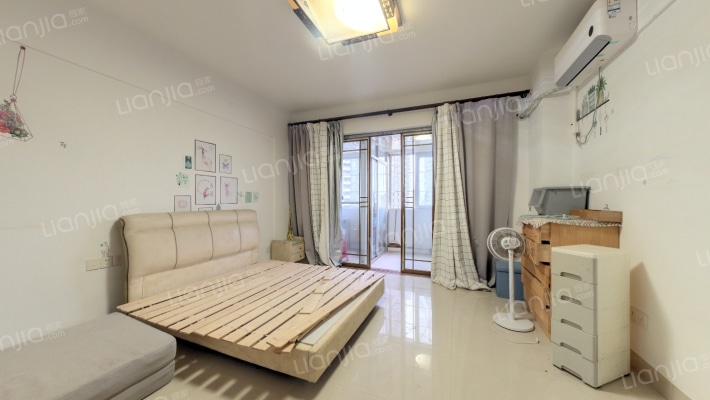 金典水岸二手房实景图