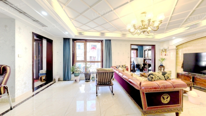 龙湖滟澜山二手房实景图