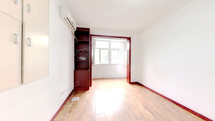 明月峡路8-42号（双号）二手房实景图