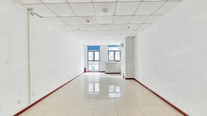侨亚国际广场二手房实景图