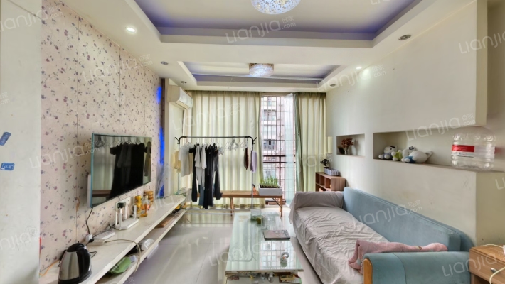 香草天空二手房实景图