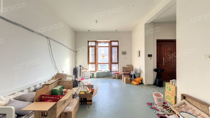 贻成红墅郡二手房实景图