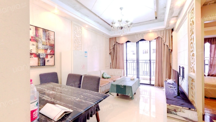 中港华庭二手房实景图