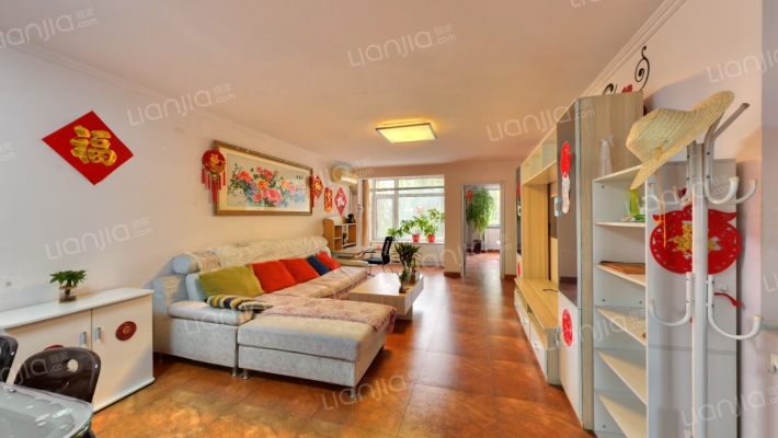 龙锦苑东三区二手房实景图