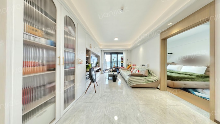 华侨城四海华亭二手房实景图