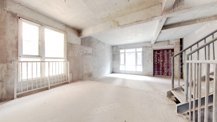 高新骊山下的院子一期二手房实景图