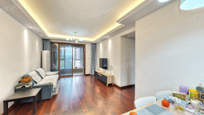 蓝光兰亭悦府二手房实景图