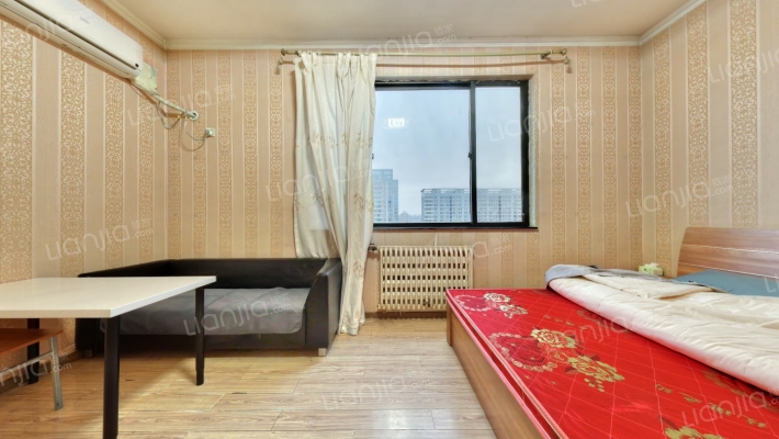 城市风景夏日景色一期二手房实景图