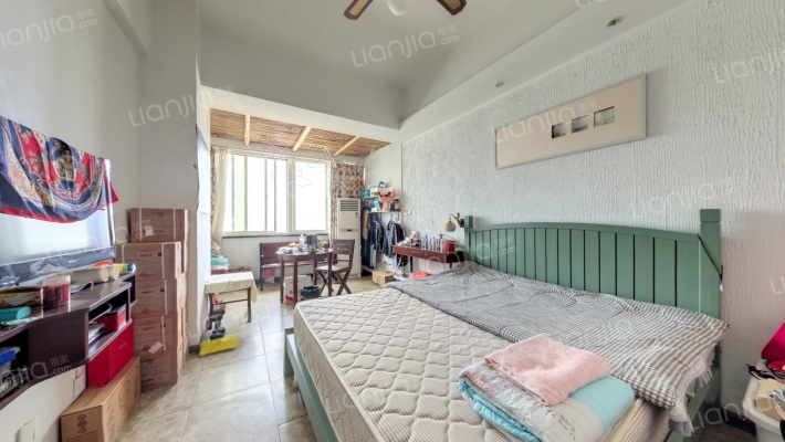 曼哈顿大厦二手房实景图