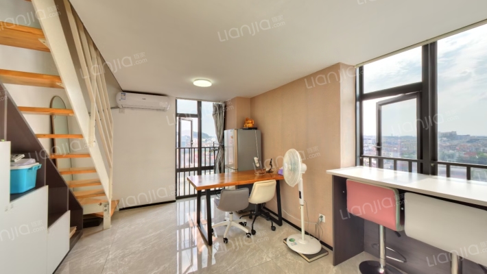 海珀名轩二手房实景图