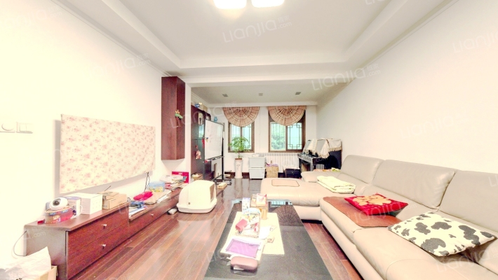 千秋公寓二手房实景图