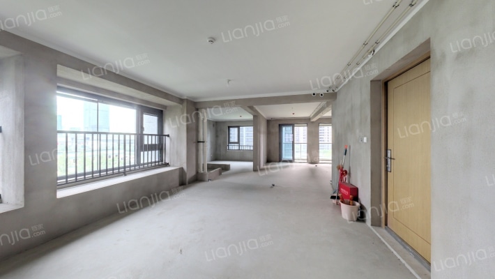 绿城朝华郡二手房实景图