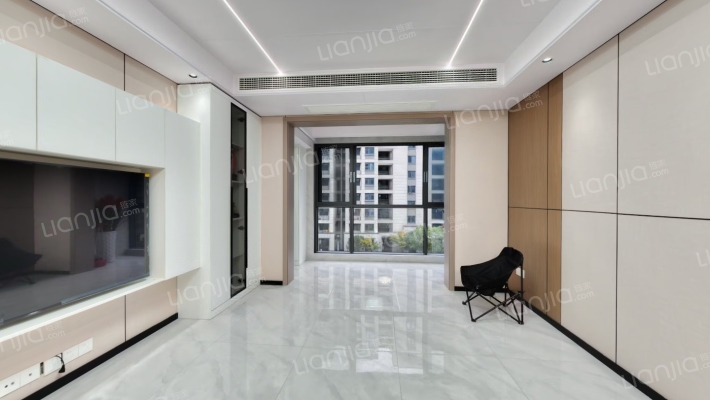 水韵枫桦二手房实景图