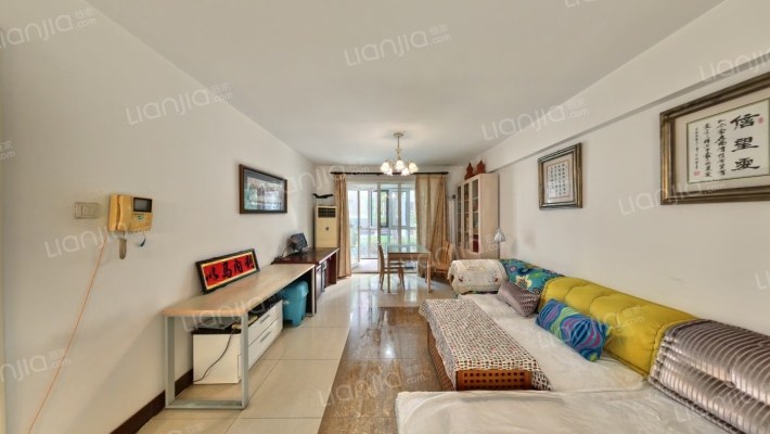 万科水晶城依云园二手房实景图