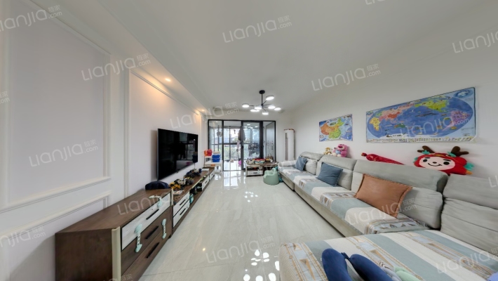 蓝光凯丽美域二手房实景图