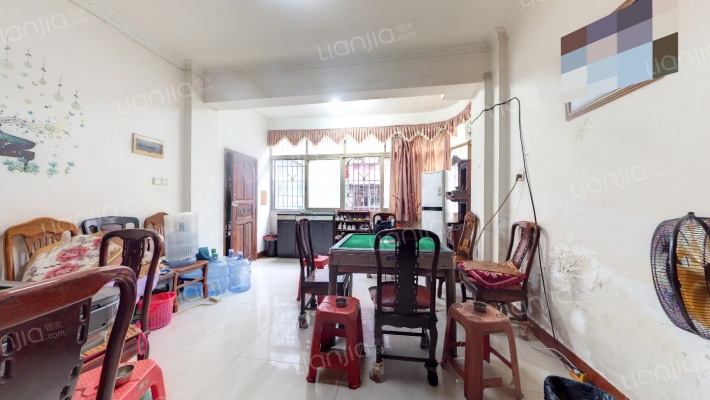 西湖小区二手房实景图