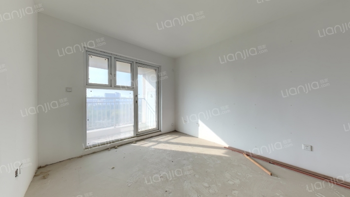 龙腾梅苑二手房实景图