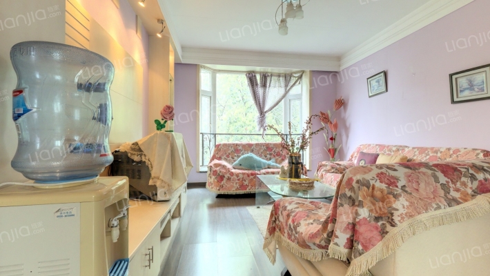 万润B区二手房实景图