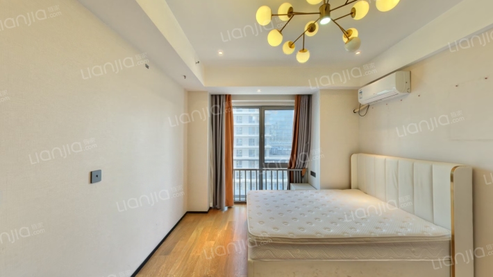 万科都荟天地城C区二手房实景图