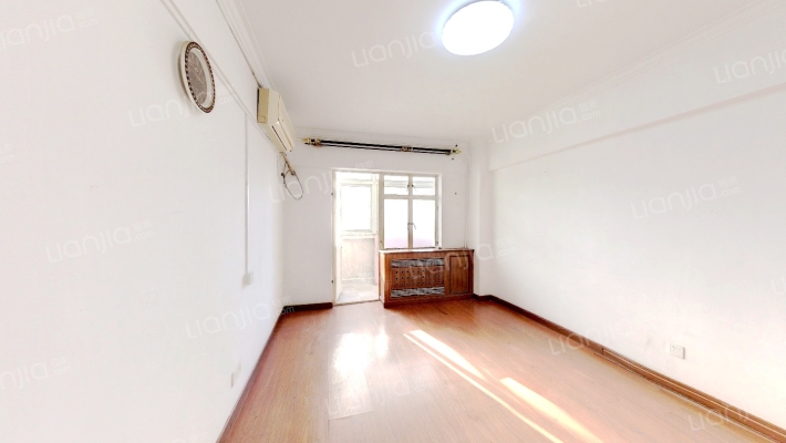 宝德里二手房实景图