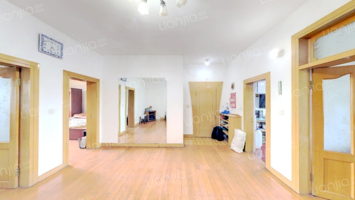 劳动生产小区二手房实景图