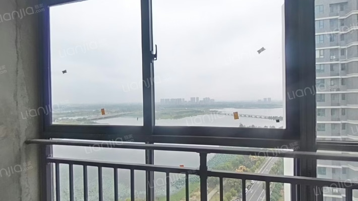 卓尔黄冈客厅二手房实景图