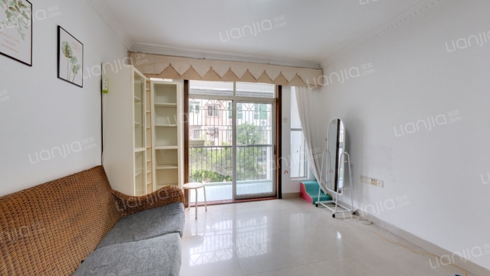 御海新苑二期二手房实景图