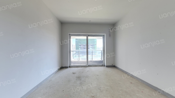 罗牛山玖悦台二手房实景图