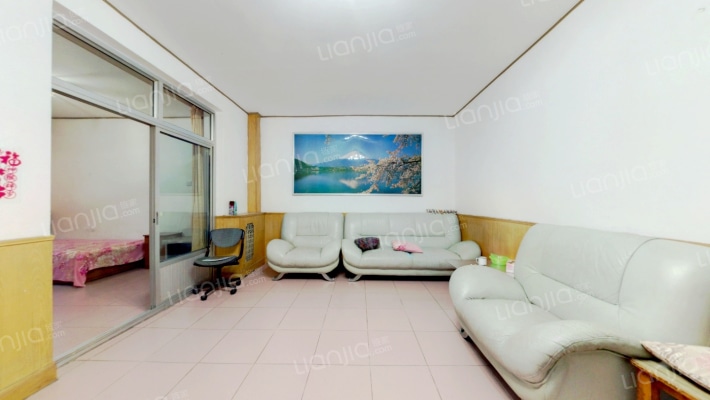 矿山家属院二手房实景图