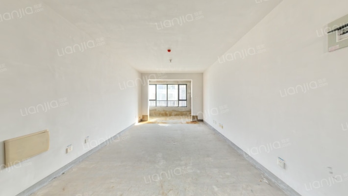 绿地IFC中央公馆B10区二手房实景图