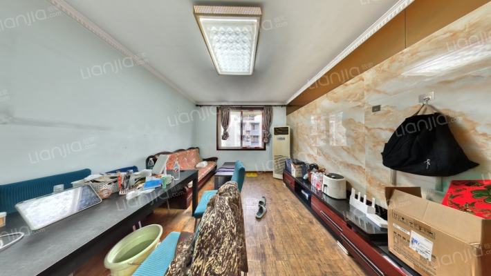 槐树苑二期宏苑二手房实景图