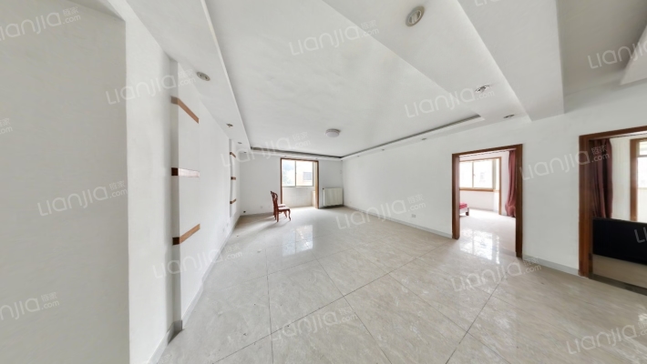 海龙公寓二手房实景图