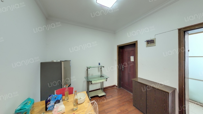 新桥商业楼二手房实景图