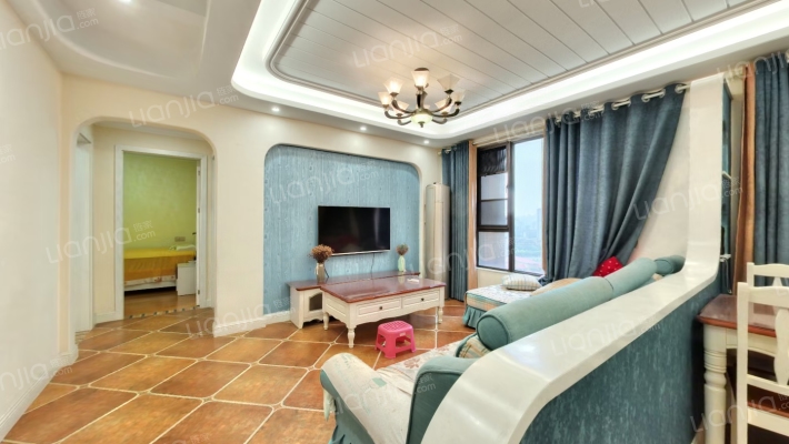 领地凯旋公馆二手房实景图