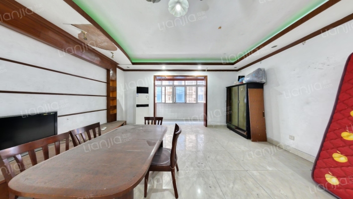 警苑小区二手房实景图