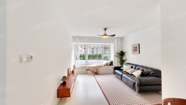 万科桃花源一期二手房实景图