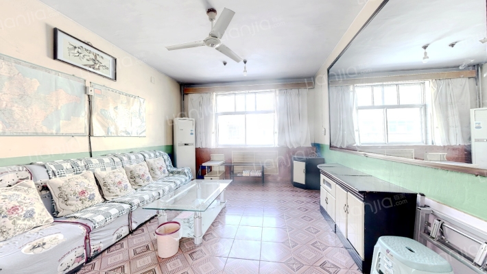 公路局宿舍二手房实景图