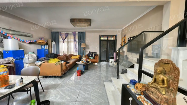 枫丹丽舍二手房实景图