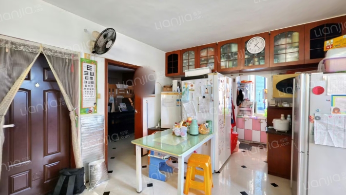 西洪小区二手房实景图