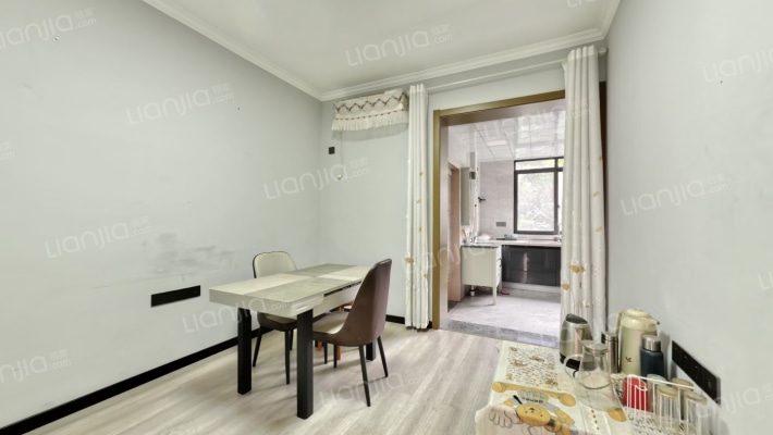 军供小区二手房实景图