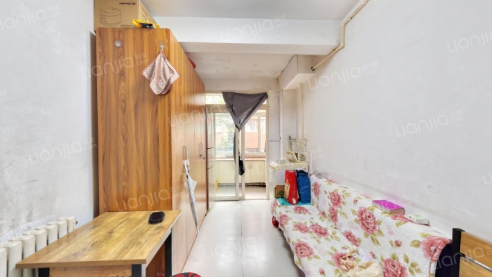 陕西建工第三建设集团有限公司家属院二手房实景图