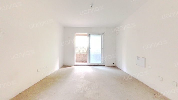 东部美的城一期二手房实景图