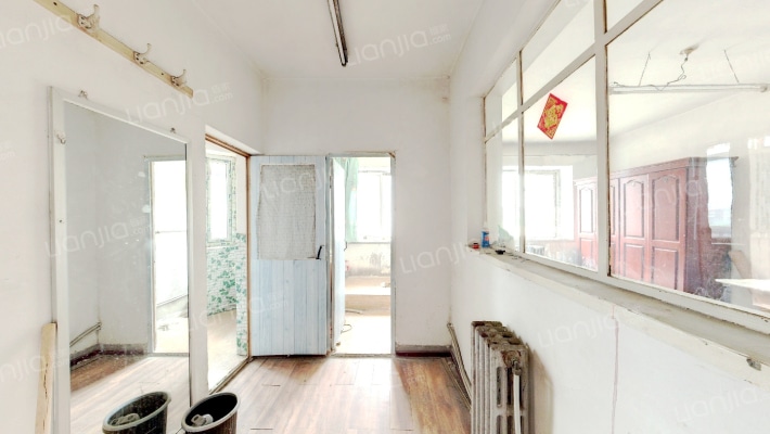 雅环里二手房实景图