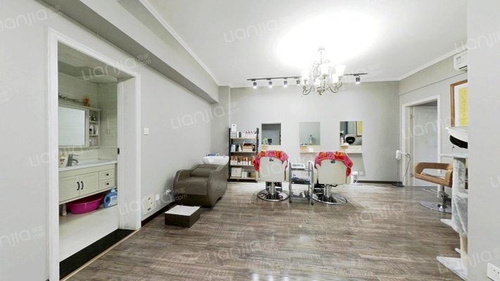 立丰国际购物广场二手房实景图