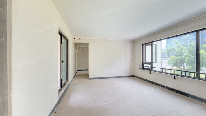 听岸小区二手房实景图