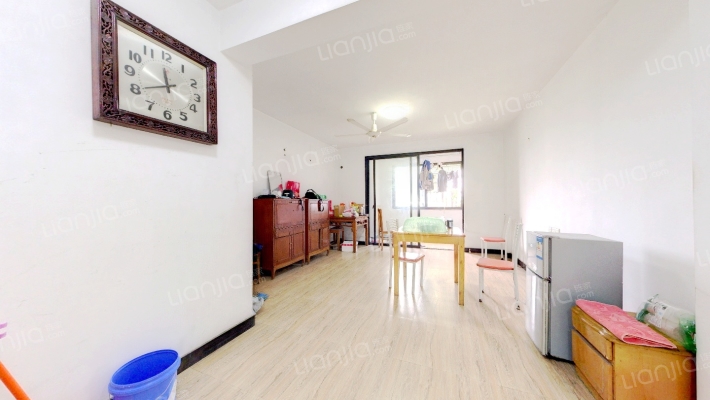 恒润嘉苑二手房实景图