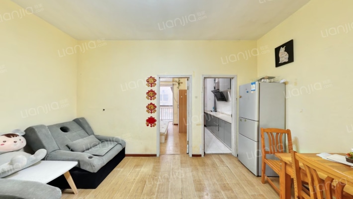 诚基经贸中心二手房实景图