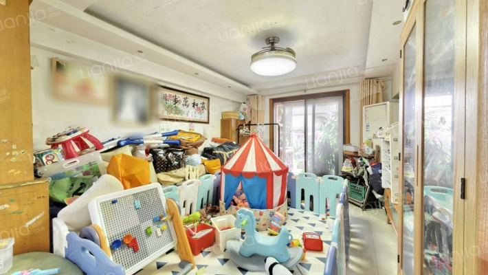 海天苑二手房实景图